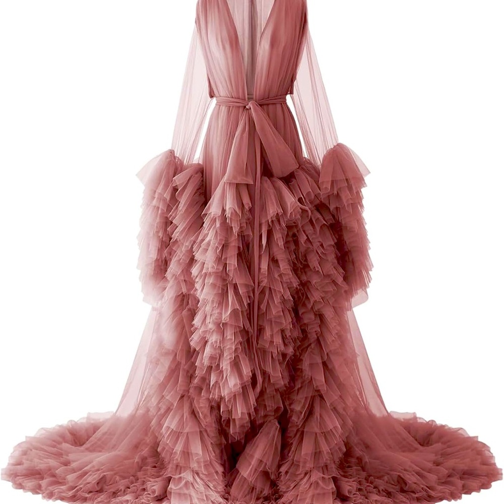 Tulle photoshoot robe